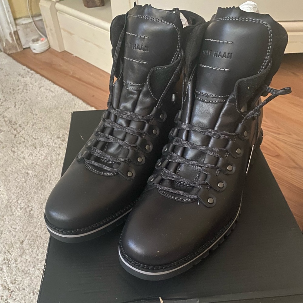 Mens Cole Haan Zerogrand Hiker Waterproof Boot size 10.5 M